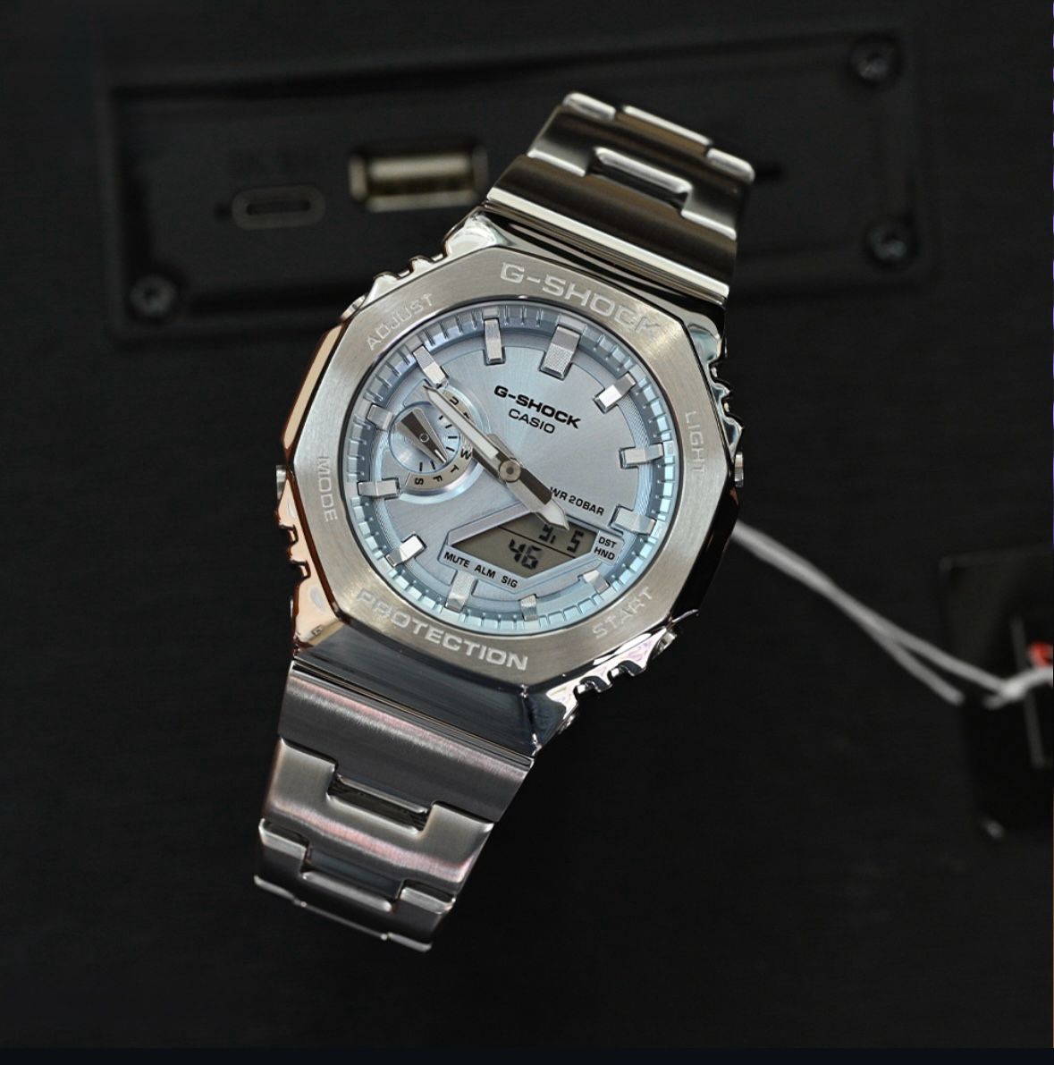 Casio G-Shock GM-2110D