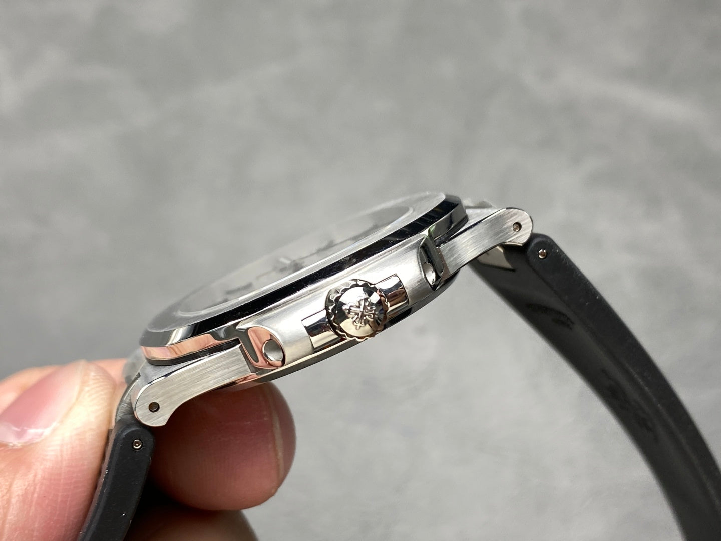 Patek Philippe Nautilus Jumbo 5711/1A White Dial on Rubber Strap