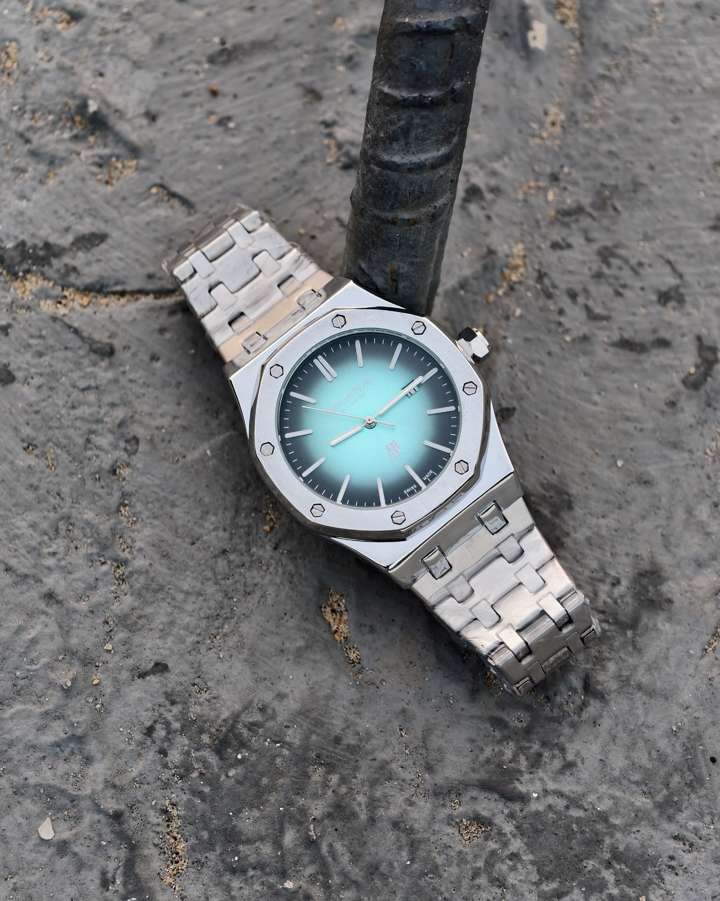 AUDEMARS PIGUET AP QUARTZ MOVEMENT